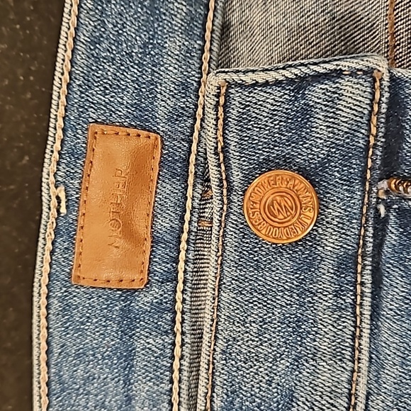 💕MOTHER💕 The Runaway Step Fray Jeans ~ Leaps and Bounds 26 NWOT - Picture 15 of 16